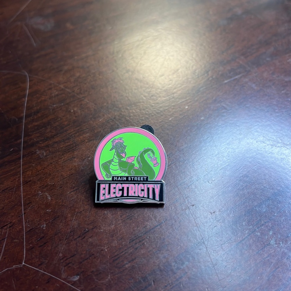 Disney Pin, Main Street Electricity, Elliot Pete’s Dragon